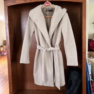 Brand new Zara jacket size small